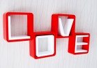 LOVE字体创意格子壁挂架
