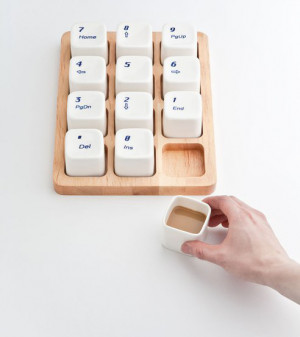电脑键盘样式的咖啡杯