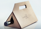 简单实用的红酒包装盒设计
