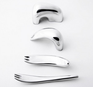 法国设计师mickael boulay设计的医疗辅助餐具transitions