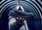 Adidas 3D打印跑鞋开售【视频】
