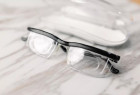 牛津大学设计出可调节度数的眼镜，近视老花都适用
