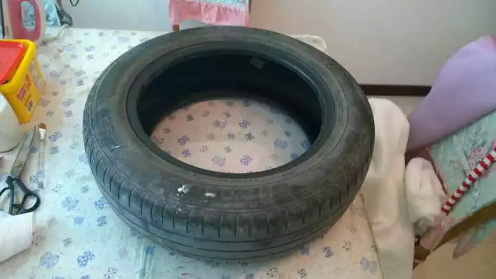 旧轮胎改造美美哒榻榻米沙发手工DIY做法详细图解