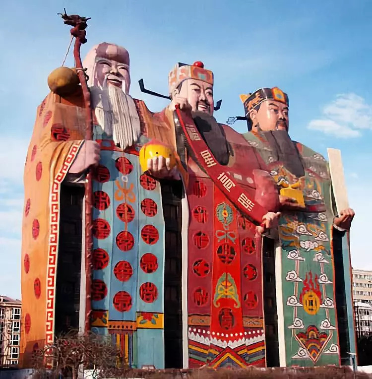2018中国十大丑陋建筑，每年都能丑出新高度