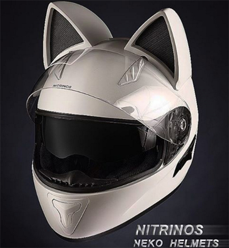 个性的猫耳头盔（NEKO-HELMET）