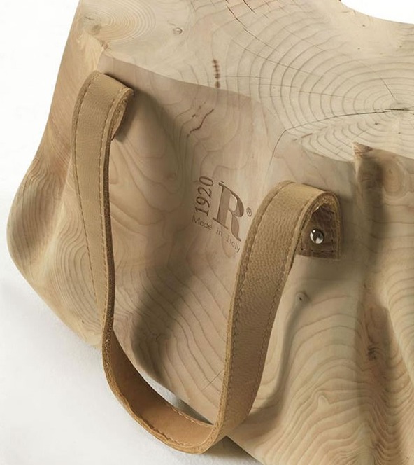 手提袋形状的创意凳子设计Mondana Bag