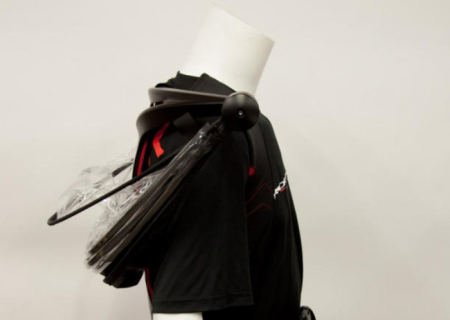 背肩式创意雨伞设计