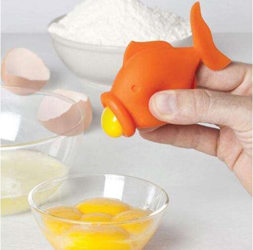 可爱实用的金鱼蛋黄分离器，一秒分离蛋黄蛋清