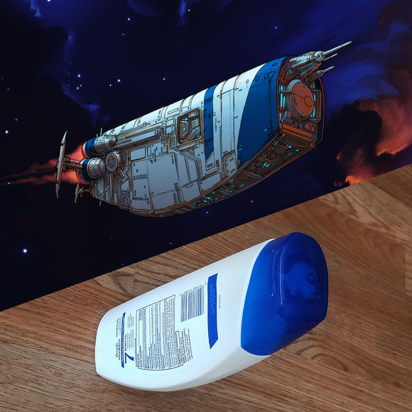 艺术家将日常工具塑造成《星际大战》里的宇宙飞船