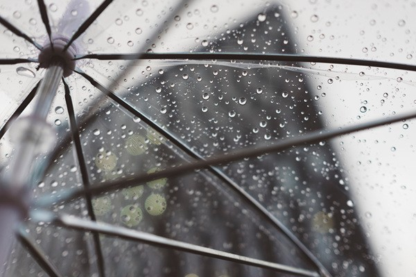 雨天拍照技巧，如何拍出雨天的那些小情绪？