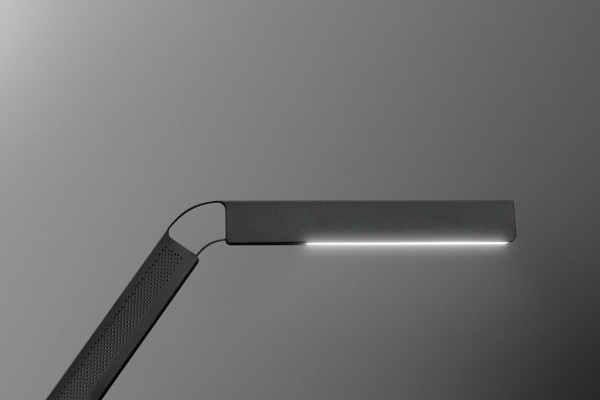 Fade Studio设计的高性能二极管简约台灯