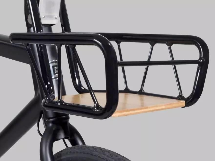 造型简约的智能电动自行车Volta