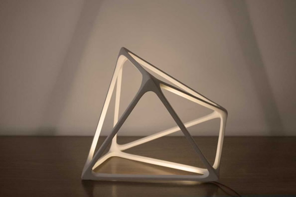 几何框架雕塑灯具（Molecula）
