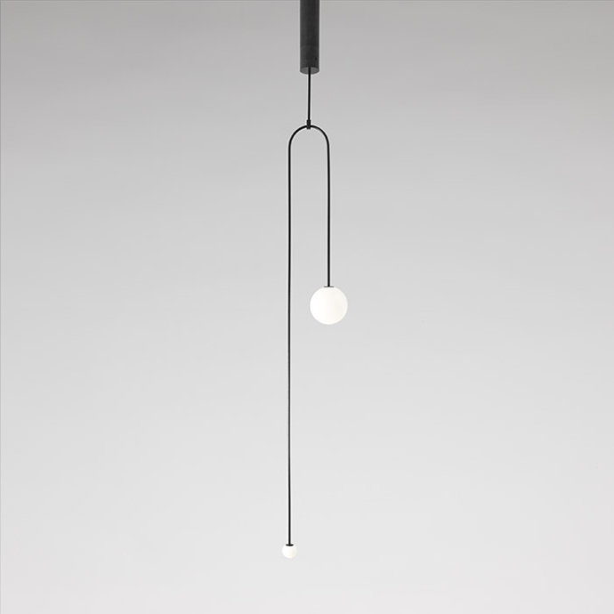 可碰动线性元素吊灯【Michael Anastassiades(英国)设计】