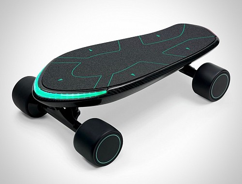 小巧便携功能强大的电动智能滑板Spectra