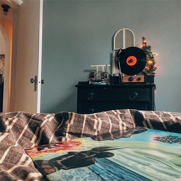 Floating Record黑胶唱片机，音乐也能看得见