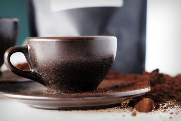 咖啡渣制作的咖啡杯