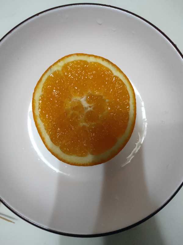 水果拼盘图片 小朋友的橘子小怪兽做法