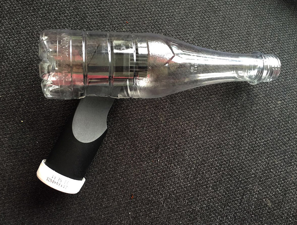 饮料瓶DIY创意仿真枪玩具小制作教程