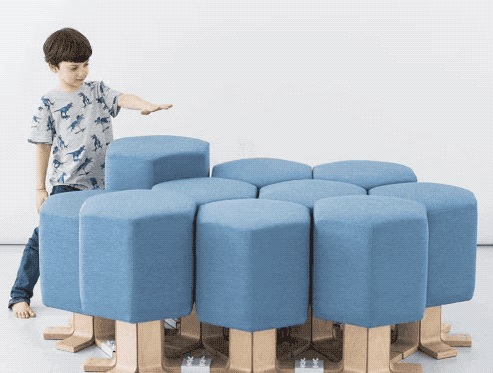蜂巢形状的智能组合沙发，发挥想象灵活组合