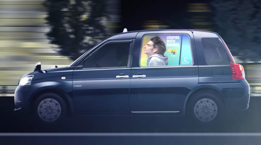 出租车黑科技 车窗竟可轮播广告